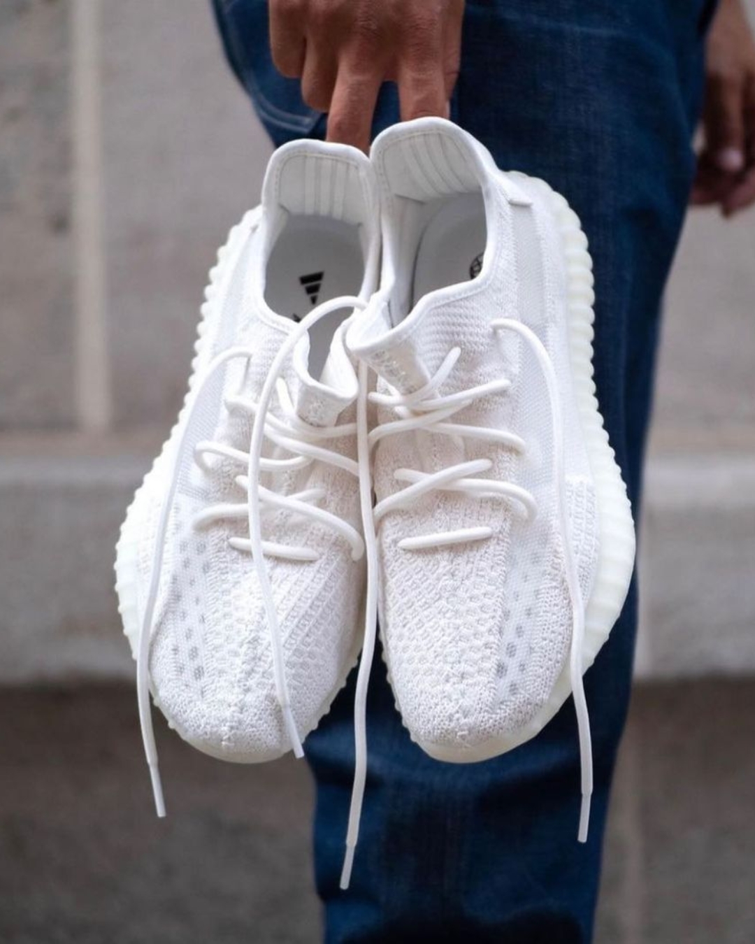 adidas Yeezy Boost 350 V2 Bone